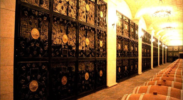 Chateau Changyu AFIP, Book Hotel Hoteller i Beijing Province med parkering, Parkering