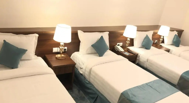 Четырёхместный номер Standard Zaha Al Madina Hotel