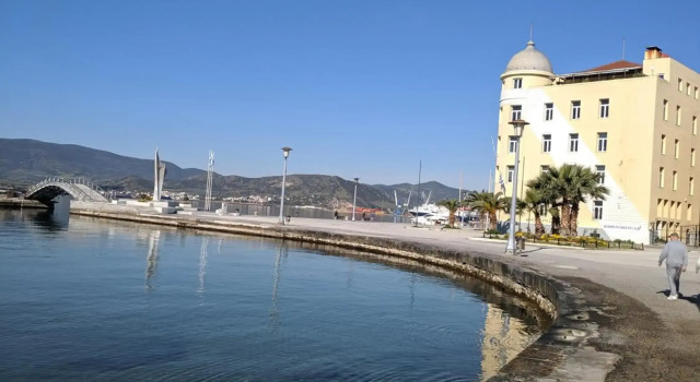 Stylish Ground Floor Maisonette, Book Hotel Volos 