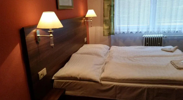 Formanka Hotel & Camp, Забронировать Отель Густопече Моравская Словакия