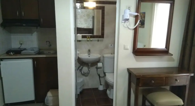 Двухместная студия с балконом Hotel Villa Pigasos