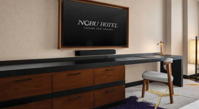 Двухместный номер Luxury с видом на город Nobu Hotel New Orleans - A Caesars Rewards Destination