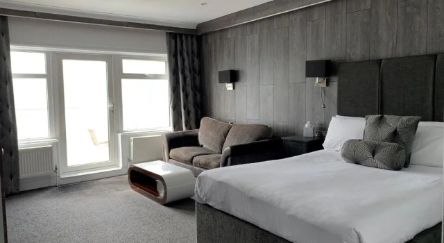 Семейный номер Standard с видом на море Cumberland Hotel - OCEANA COLLECTION