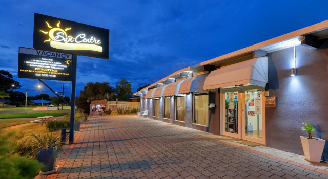 Sun Centre Motel, Prenota Motel Hotel a Murray River con colazione, Colazione