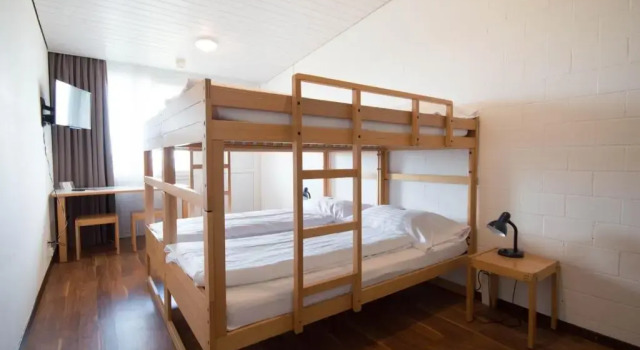 Четырёхместный номер Standard Hotel Bodensee-Arena