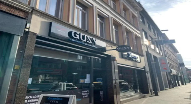 Guzy hotel, Rezerwuj Hotel Hotele w Bruksela z parkingiem, Parking