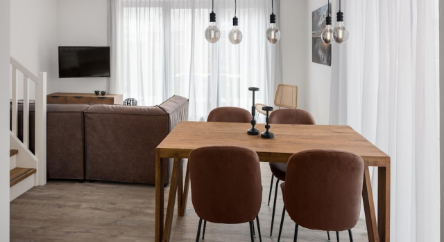 Вилла Villa by Lake Veere With Modern Amenities