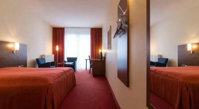 Трёхместный номер Standard Hotel Klein Frankfurt East