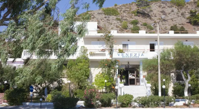 Venezia Bungalows, Prenota Hotel Adia 