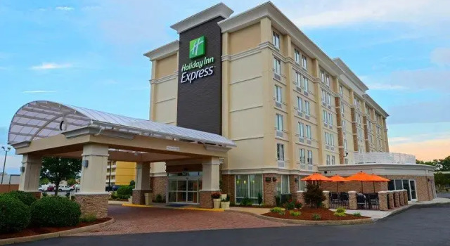 Одноместный люкс c 1 комнатой Holiday Inn Express Hotels- Hampton by IHG
