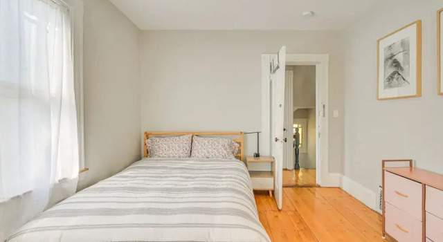 Bright & Pet-friendly Home: 2 Mi to Harvard Square