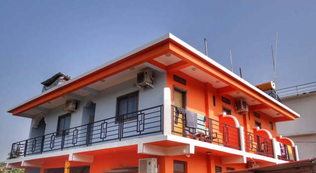 The Sovva, Prenota Hotel Morjim 