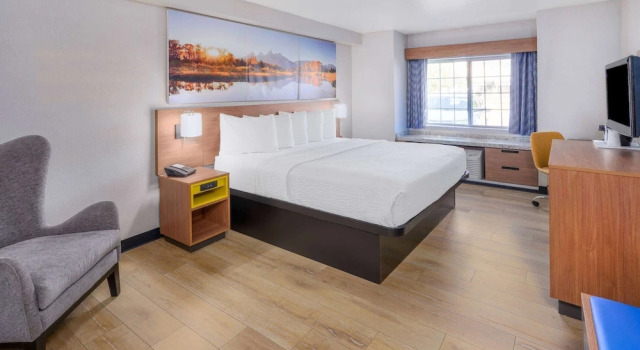 Dobbelt suite Days Inn & Suites by Wyndham Greeley
