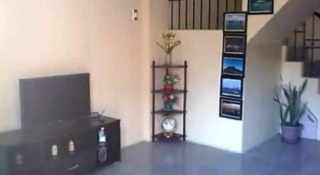 Alona's Vacation Home, Rezerwuj Hotel Hotele w Ilocos Region z parkingiem, Parking