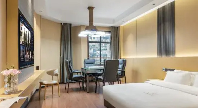 Люкс Jinhui Business Hotel