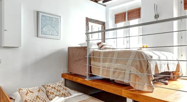 Elegant Studio in Le Marais - Sleeps 4, Забронировать Отель Париж Иль-де-Франс, рядом с Станция метро Rambuteau