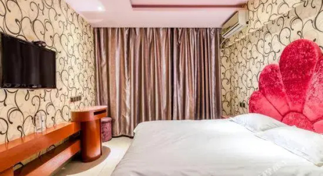 Daduhui Theme Hotel