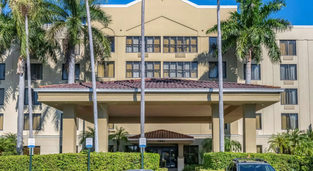 Comfort Suites Miami, Rezervovat Hotel Kendall Biscayne National Park
