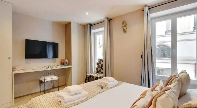 Amazing Apartment 1br/4p - Caire / Montorgueil, Забронировать Апартаменты/квартира Париж Иль-де-Франс, рядом с Лувр — Риволи