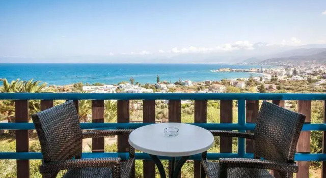 Семейный номер Standard с балконом и с видом на сад Hersonissos Village Hotel & Bungalows