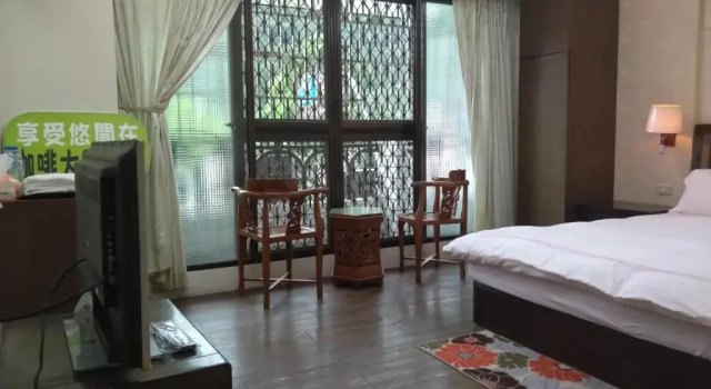 Двухместный номер Standard с балконом Coffee Street Homestay