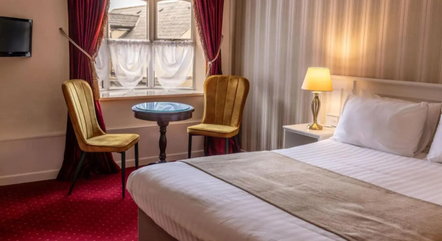 Kees Hotel and Leisure Club, Book Hotel Hoteller i Wild Atlantic Way med parkering, Parkering