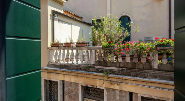 Herion Palace Apt 2 by Wonderful Italy, Забронировать Отель Каннареджо Венеция