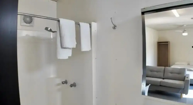 Апартаменты Midtown Caravan Park