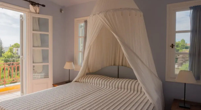 Villa Iva in Aghios Aimilianos, Prenota Villa Porto Heli 