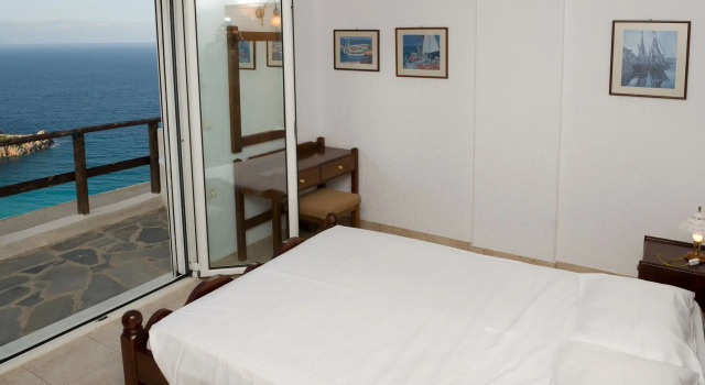 Kounenos Apartments