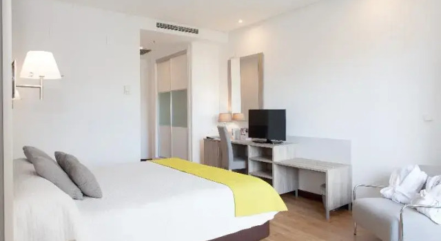 Полулюкс Concept Albir Playa Hotel & Spa