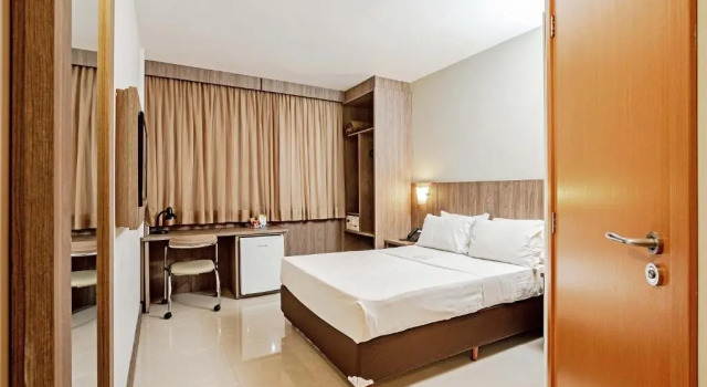 Одноместный номер Standard Slim Hotel Curitiba Av das Torres