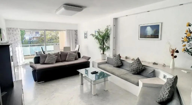 Апартаменты с видом на сад Appartements de Standing Cannes Centre