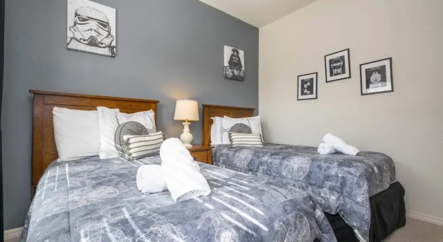 Marvelous 4 Bd Close To Disney At West Lucaya 8959, Buchen Sie Ferienwohnung Hotels in Four Corners mit Pool, Schwimmbad