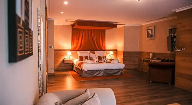 Полулюкс Les Violettes Hotel & Spa