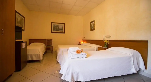 Трёхместный номер Standard Albergo La Principessa