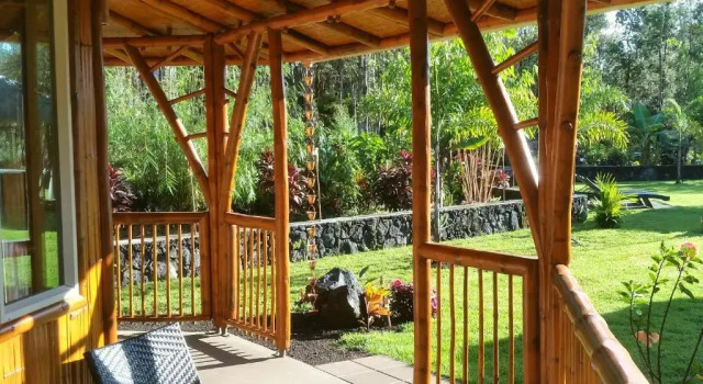 Бунгало с видом на сад Volcano Eco Retreat by Heart Core Hotels - Adults Only