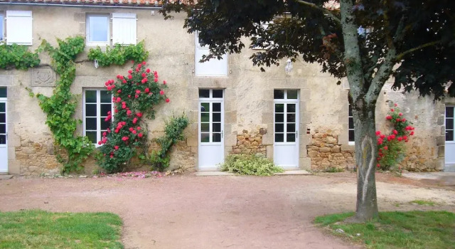 Chï¿½teau de Touvois, Rezerwuj Hotel Maulevrier Puy du Fou