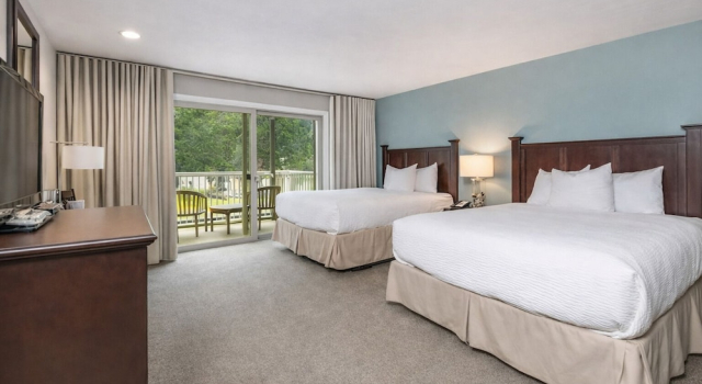 Четырёхместный семейный номер Standard с частичным видом на океан Rosario Resort