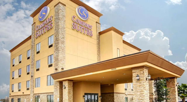 Номер Standard Comfort Suites Buda - Austin South