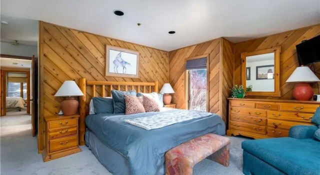 Ridgepoint 105 3 Bedroom Condo, Varaa Huoneisto Park City 