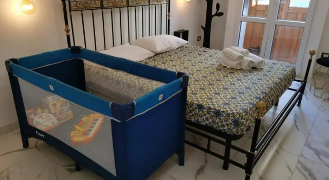 Casa Annita, piccolo appartamento di lusso in zona centralissima a Pachino, Book Apartment Hotels in Sicily with Parking, Parking