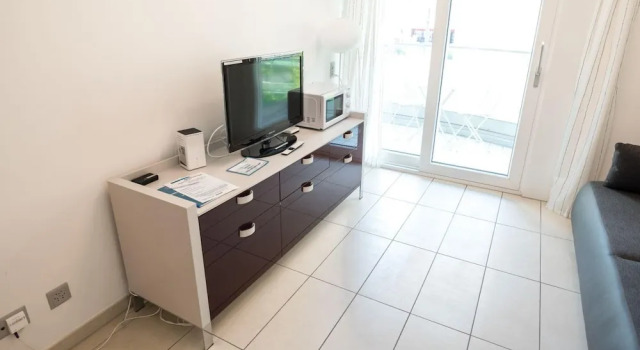 Prestige 09