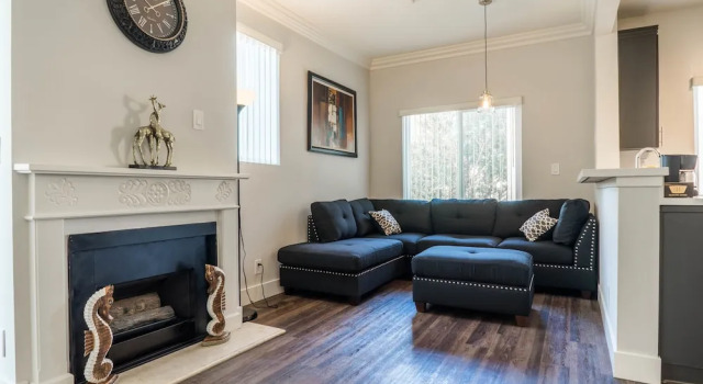 Апартаменты Executive с 2 комнатами с балконом Wellworth Apartments