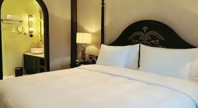 Семейный люкс Deyang Castle Hotel