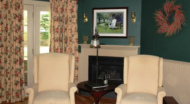 Двухместный номер Superior Captains House Inn