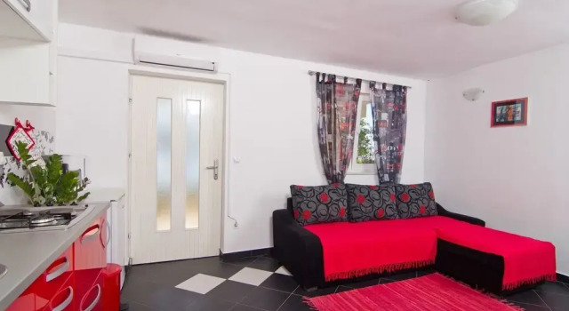 May - With sea View - A1, Rezerwuj Hotel Marusici Split Region