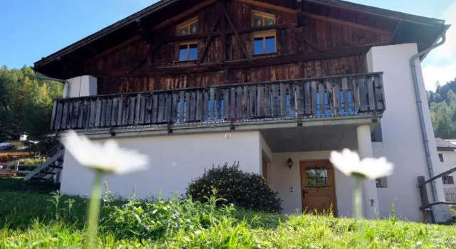 Ferienwohnung ALLEGRA RoJo, Book Hotel Scuol Grisons