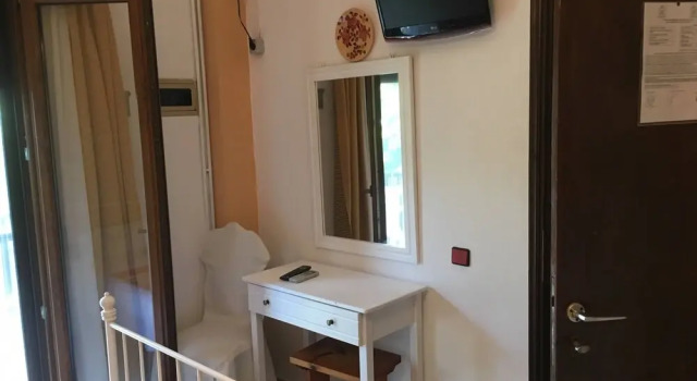 Villa Maro 1 Afytos -200 Meters From the Center of the Traditional Village, Book Villa Afitos 