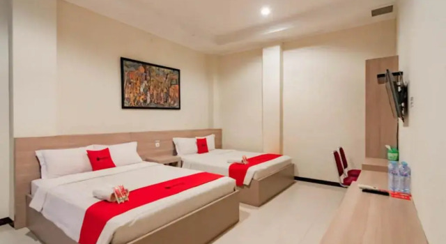 Suite RedDoorz near Lembang Park & Zoo 2